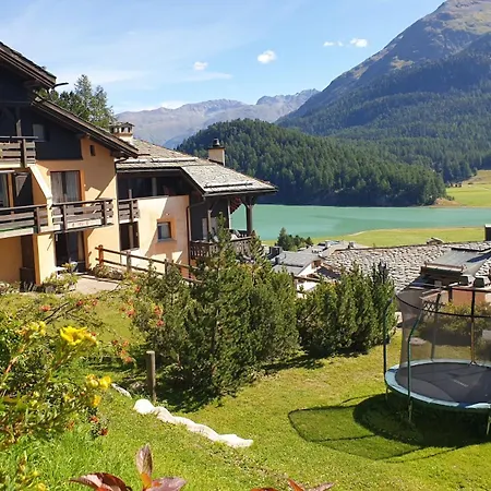 Chesa Bellaval, Haus Chamuotsch 3 1 2-zimmerwohnung