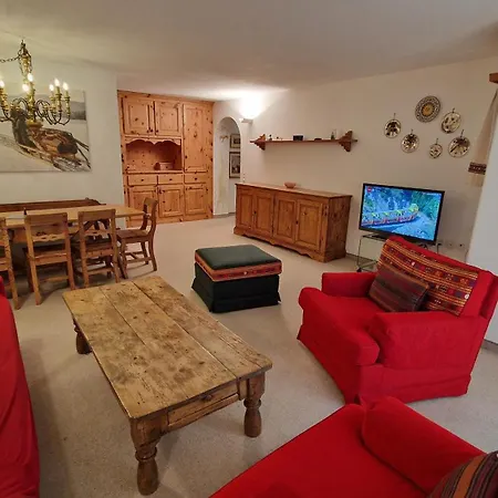 Chesa Bellaval, Haus Chamuotsch 3 1 2-zimmerwohnung Silvaplana