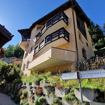 Chesa Bellaval, Haus Chamuotsch 3 1 2-zimmerwohnung アパート