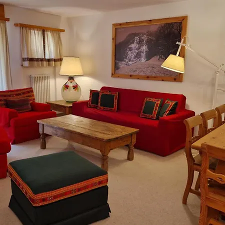 アパート Chesa Bellaval, Haus Chamuotsch 3 1 2-zimmerwohnung シルヴァプラーナ