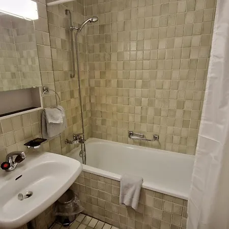 Chesa Bellaval, Haus Chamuotsch 3 1 2-zimmerwohnung